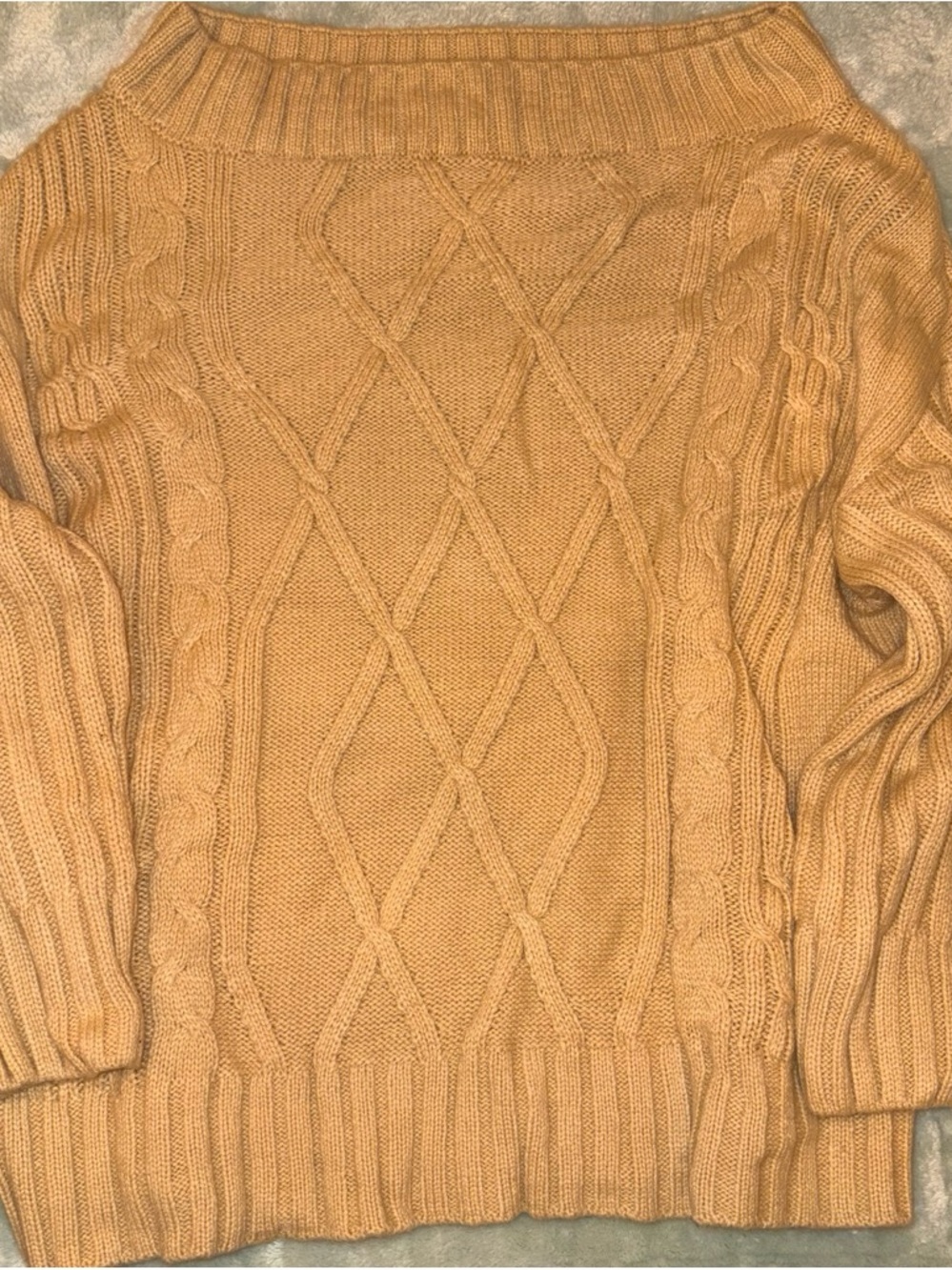 Woman Cable Knit Sweater - Tan